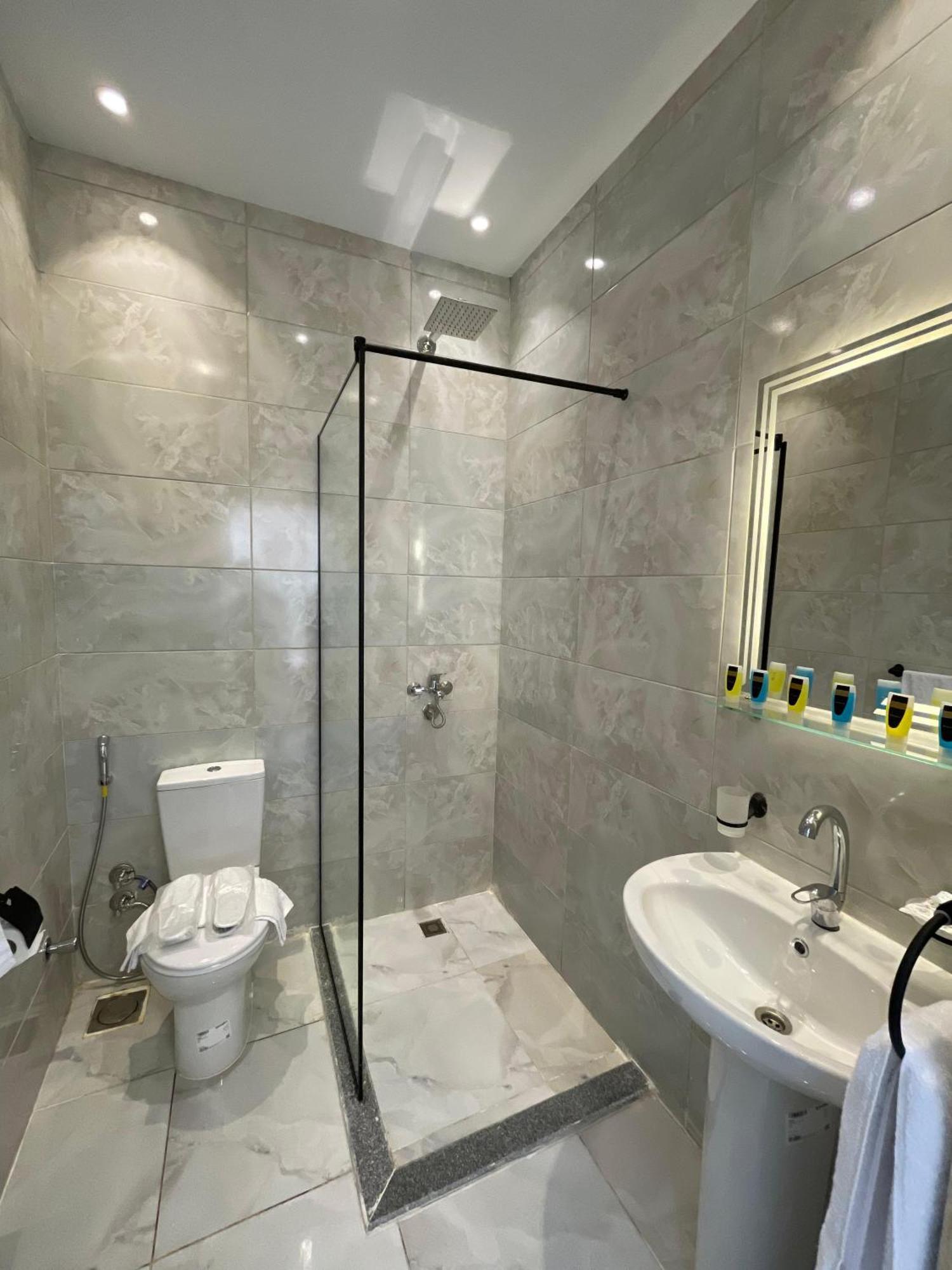 New Glamour Pyramids Hotel Kafret el-Gabal Eksteriør bilde